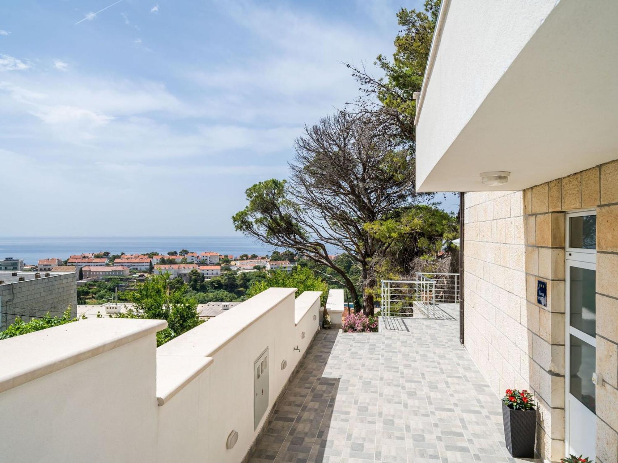 Eulalija- One-bedroom With Terrace And Sea View Apartmán Dubrovnik