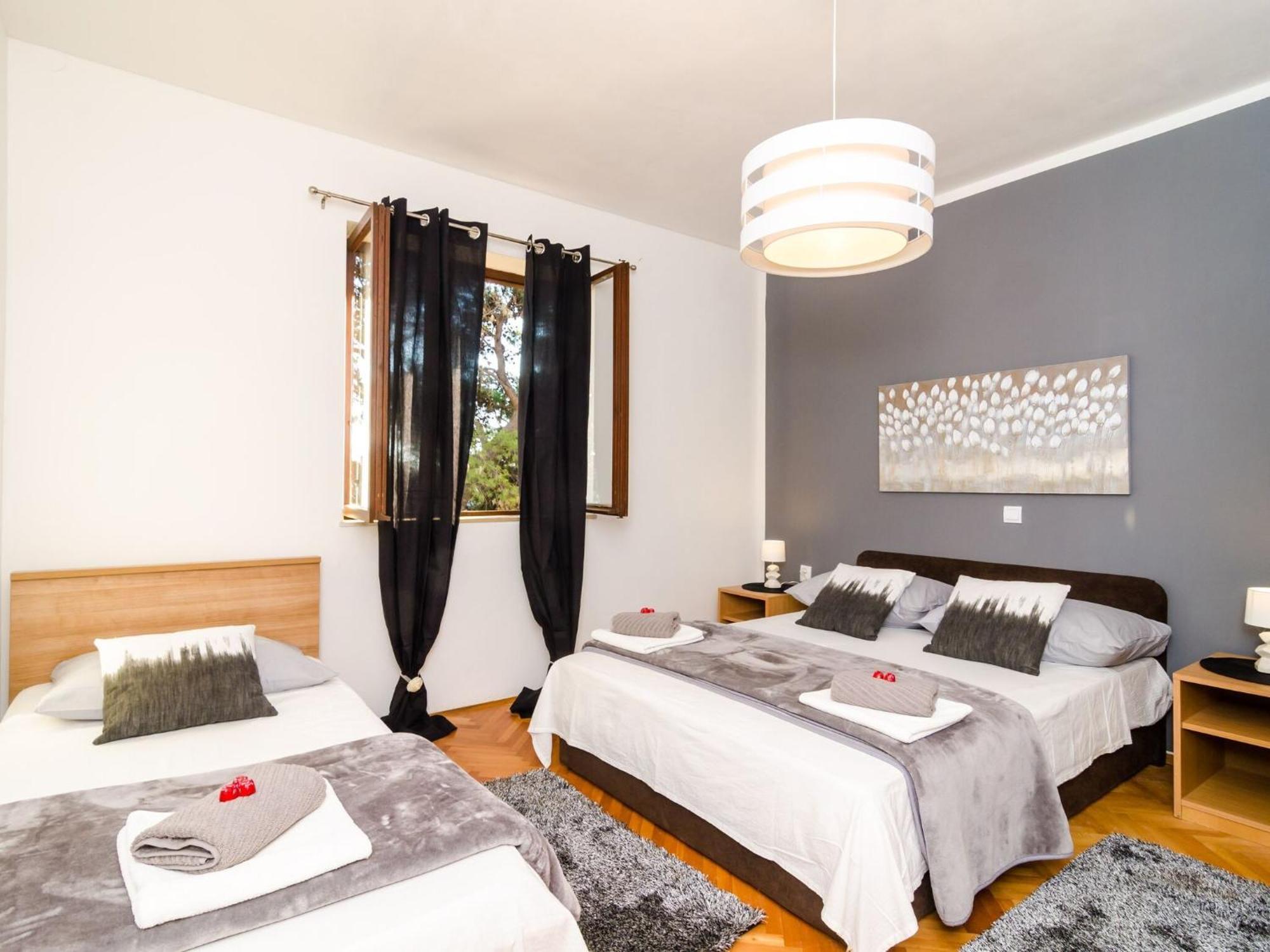 Apartmán Eulalija- One-bedroom With Terrace And Sea View *