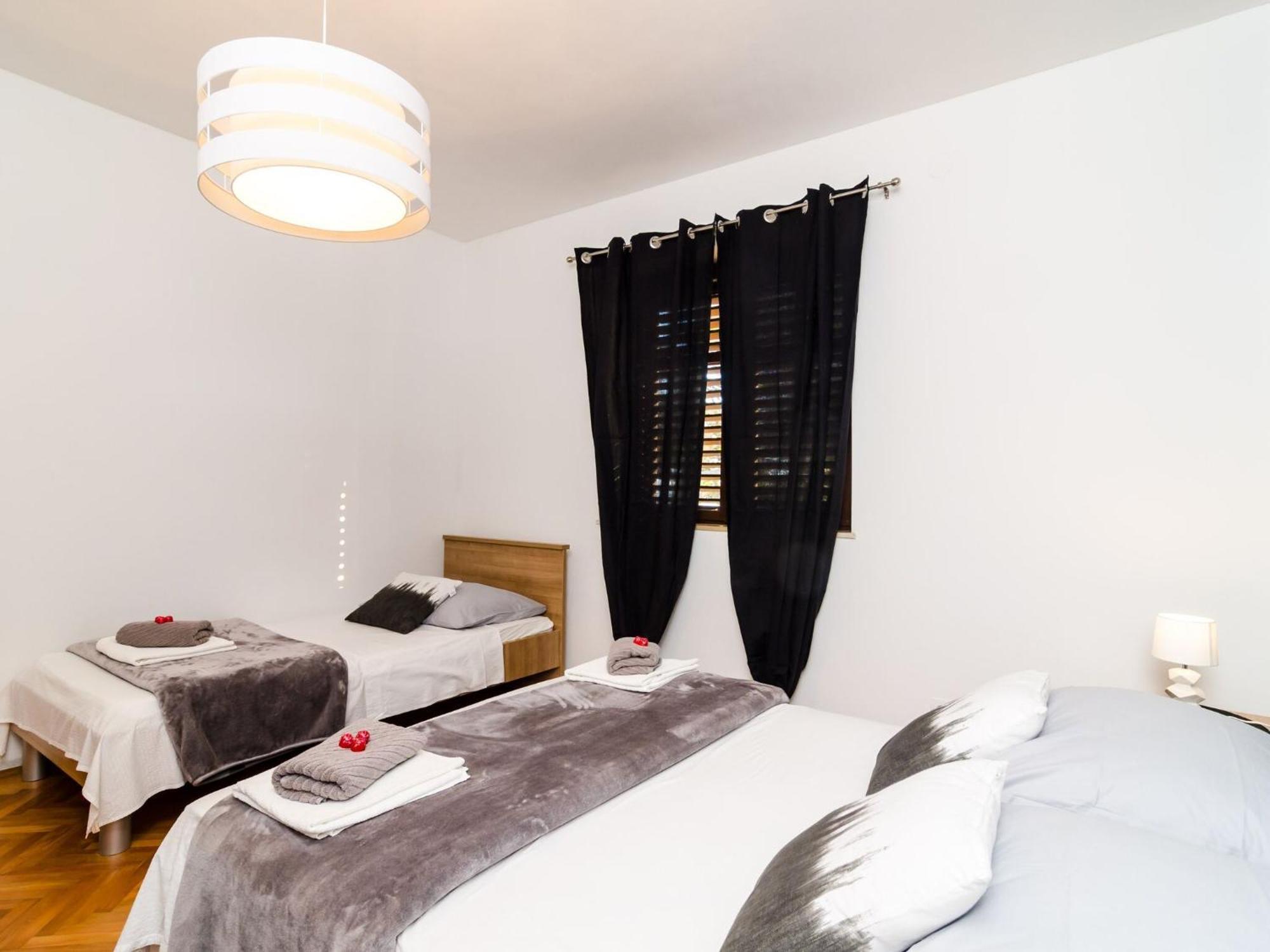Apartmán Eulalija- One-bedroom With Terrace And Sea View